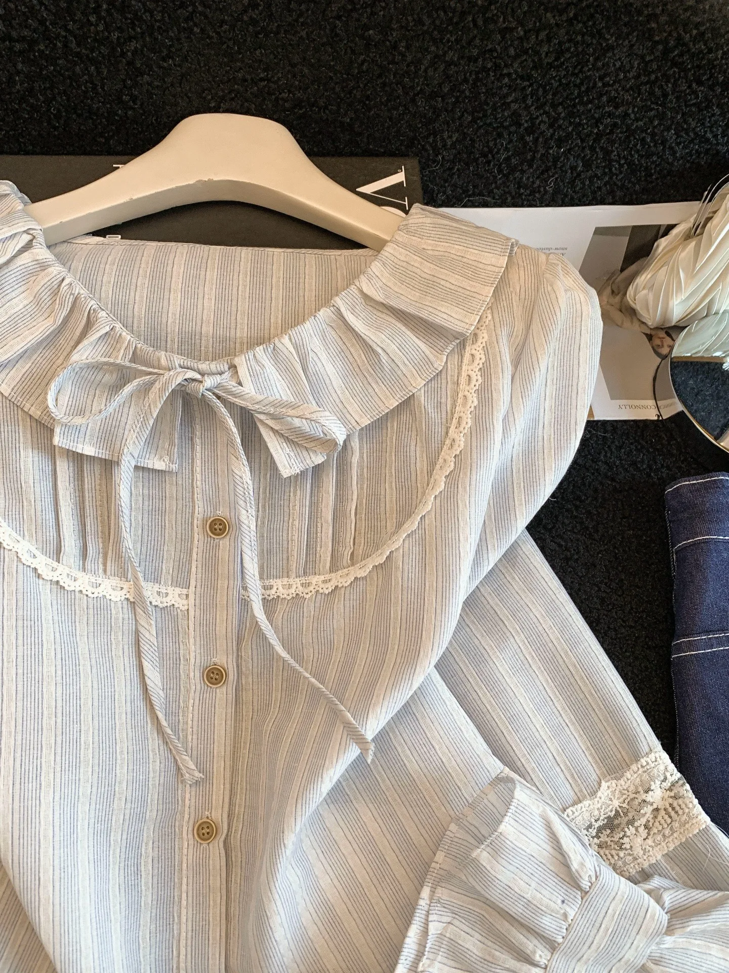 

Ретро-блузка с кружевной отделкой и воротником-стойкой, в полоску, женская, весенняя, новый дизайн, корейский стиль, красивая, свободного кроя, с длинными рукавами