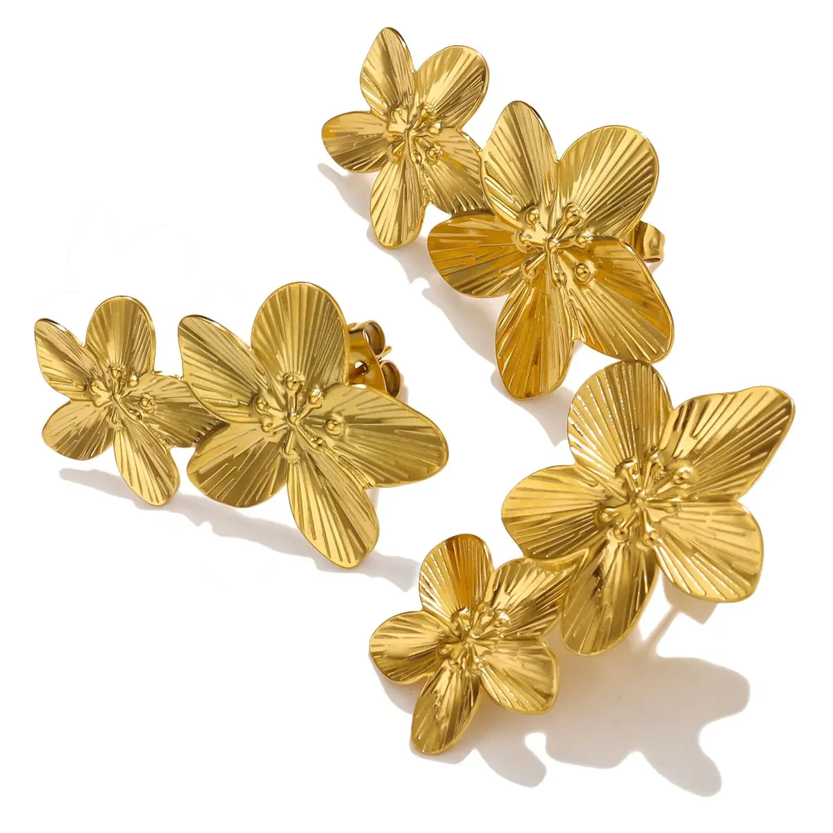 أقراط زهور ذهبية عتيقة من الفولاذ المقاوم للصدأ للسيدات ، عصرية وحساسة ، زوج واحد