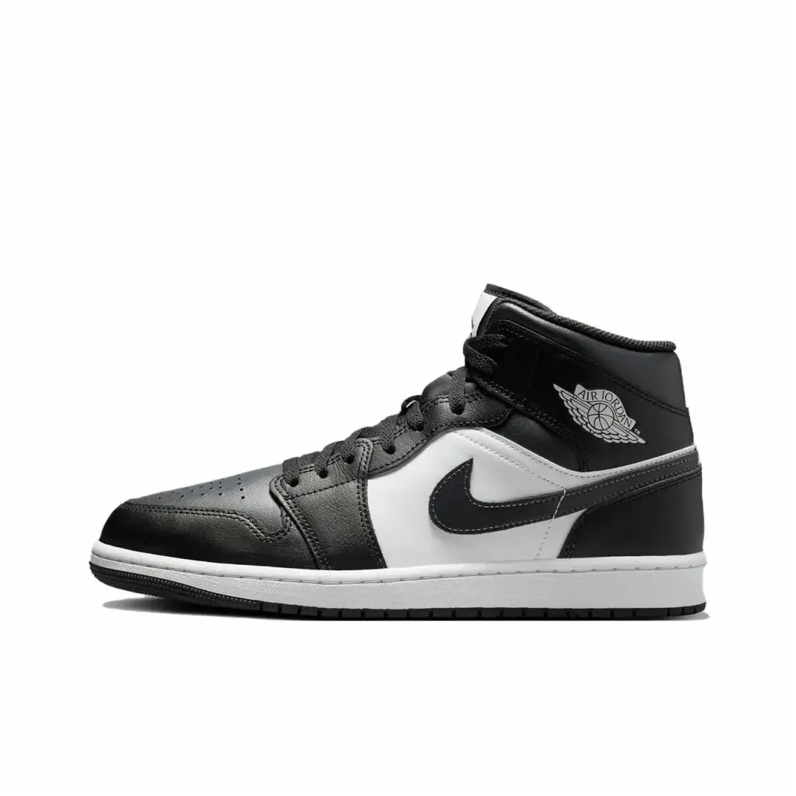 حذاء Nike Air Jordan 1 Cowhide Leather Low Retro Outdoor Classic Retro Low Top للرجال باللونين الأبيض والأسود #3