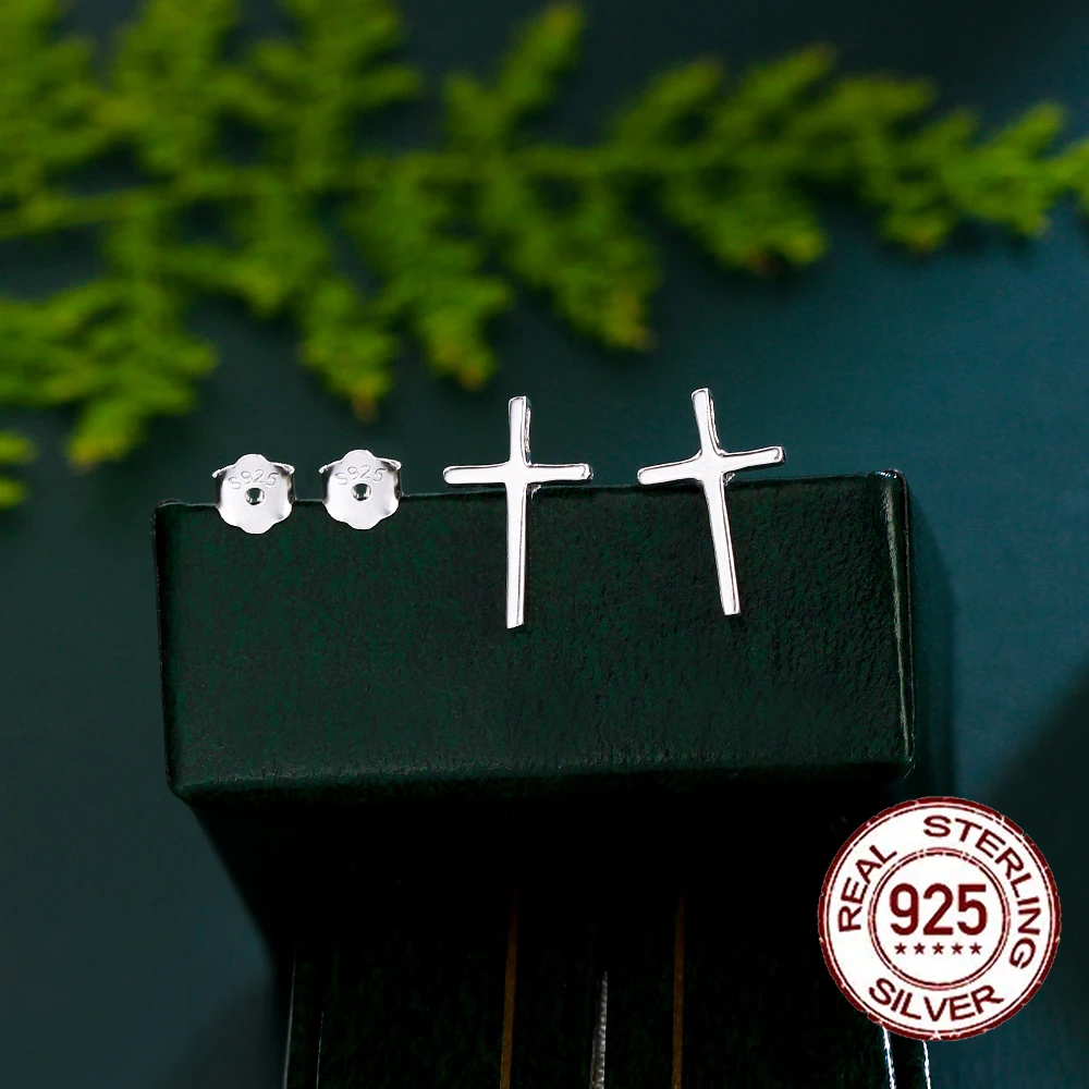 CWWZircons S925 Sterling Silber Klassische Trendy Kreuz Design Stud Ohrringe für Frauen Täglichen Party Edlen Schmuck Festliches Geschenk SE044