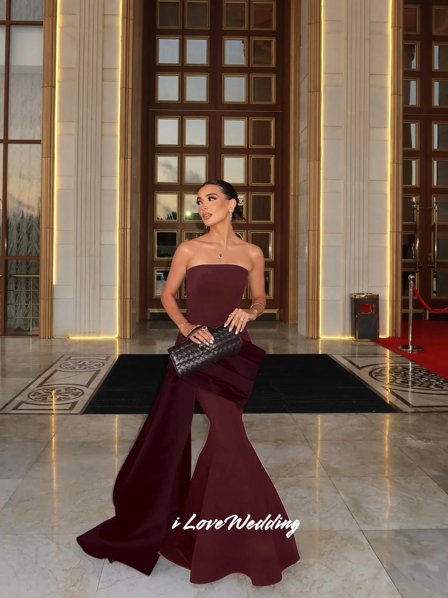 Brown Strapless Evening Dresses 2025 Sleeveless Mermaid Prom Dress Elegant Pleated Floor-Length Wedding Party Dresses Customized