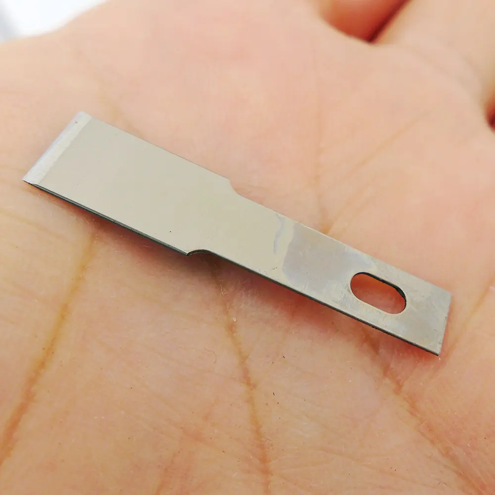 30 Flat Headed Blades Can Cut Shovel Shaped Knives and Push Knives, Which for LCD Glue Removal and Mobile Phone Maintenance