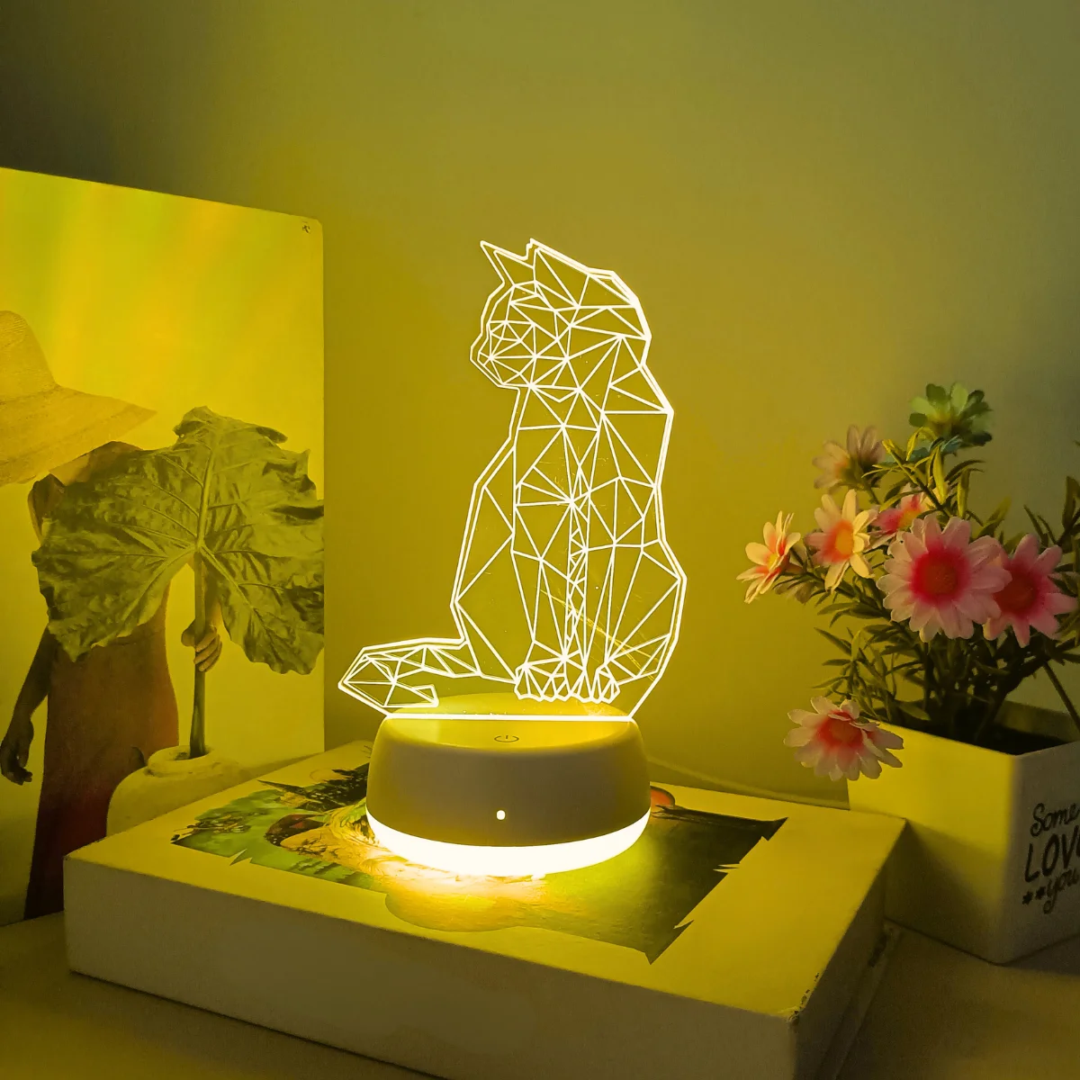 1pc Geometric Cat Colorful 3D Night Light, USB Powered Bedlight, Cat Decorative Light, Touch Switch with Seven Color Change.