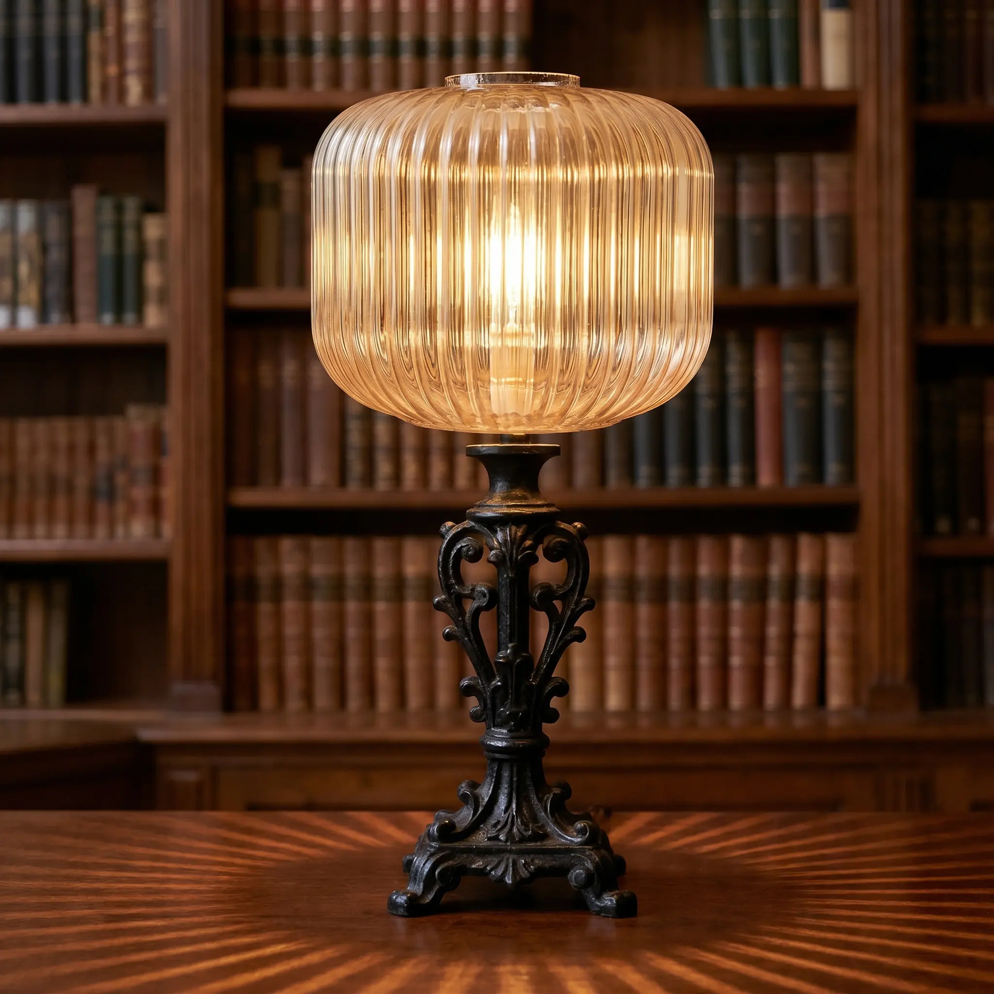 Amber Ribbed Glass Lamp Shade E26/E27 Vintage Pendant Light Shade for Living Room, Cafe & Dining Room