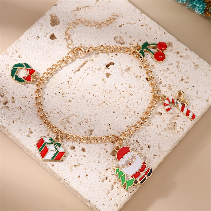 Modisches Weihnachtsarmband für Damen, Metallarmband mit Weihnachtsmann-, Baum- und Rentier-Anhängern, Mädchenarmband, Neujahrsfest-Schmuck, Geschenkidee – Detail 8