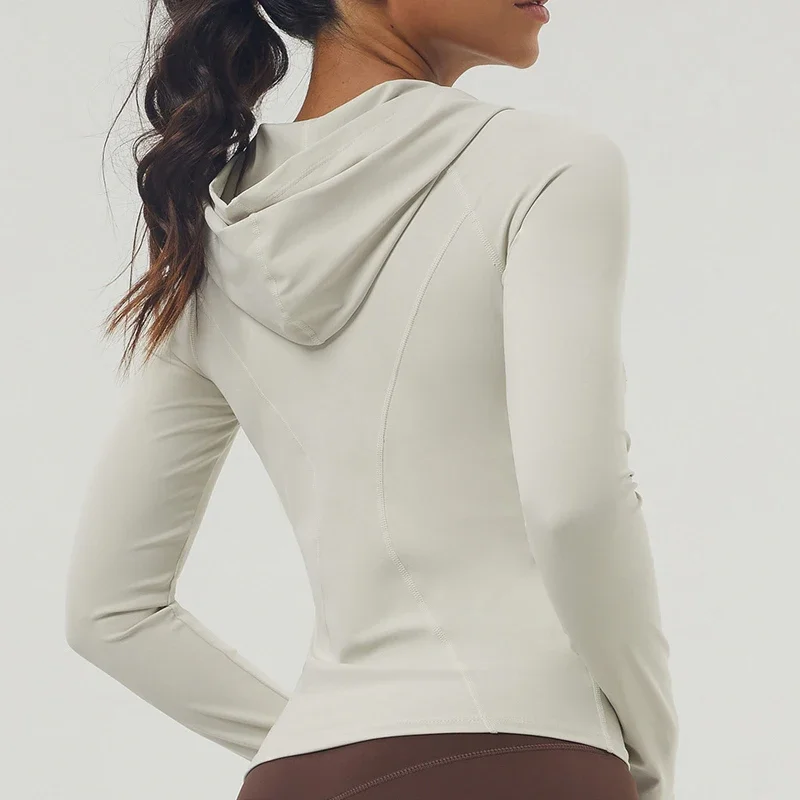 Женская уличная куртка для бега, однотонная приталенная толстовка с длинным рукавом на молнии, спортивная толстовка с капюшоном, женская дышащая одежда для тренировок