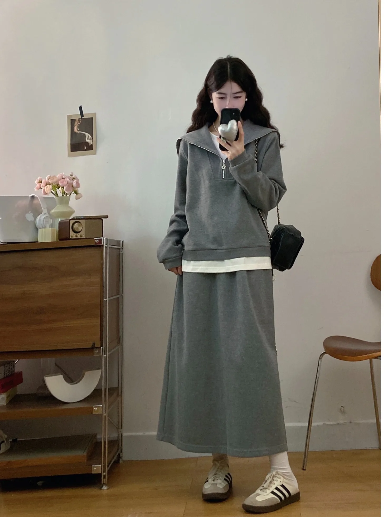 

plus Size Lazy Style Long Sleeve Sweatshirt Women's Autumn Winter New Slimming High Waist Skirt Set Fashionable Two-Piec...