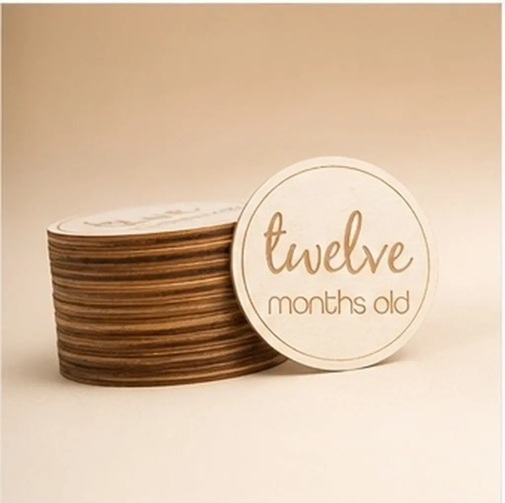 12Pcs Baby Monthly Cards Wooden Milestone Photo Props Safe Eco Friendly Design Cute Fashionable Growth Tracker for Newborns