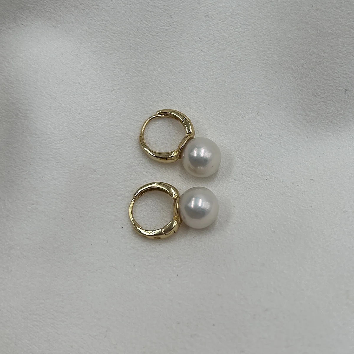 

Элегантные женские серьги с пресноводным жемчугом класса ААА 9-10 мм, круглые серьги из серебра 925 пробы с позолотой, натуральный висячий ювелирный аксессуар