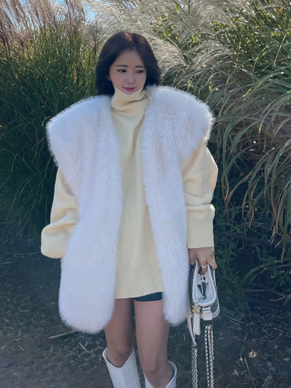 

Faionable Fur Vest Women's Open Split Design Plu Leather Coat Korean Sle V-ne Mid-length Casual Wear for Autumn W...