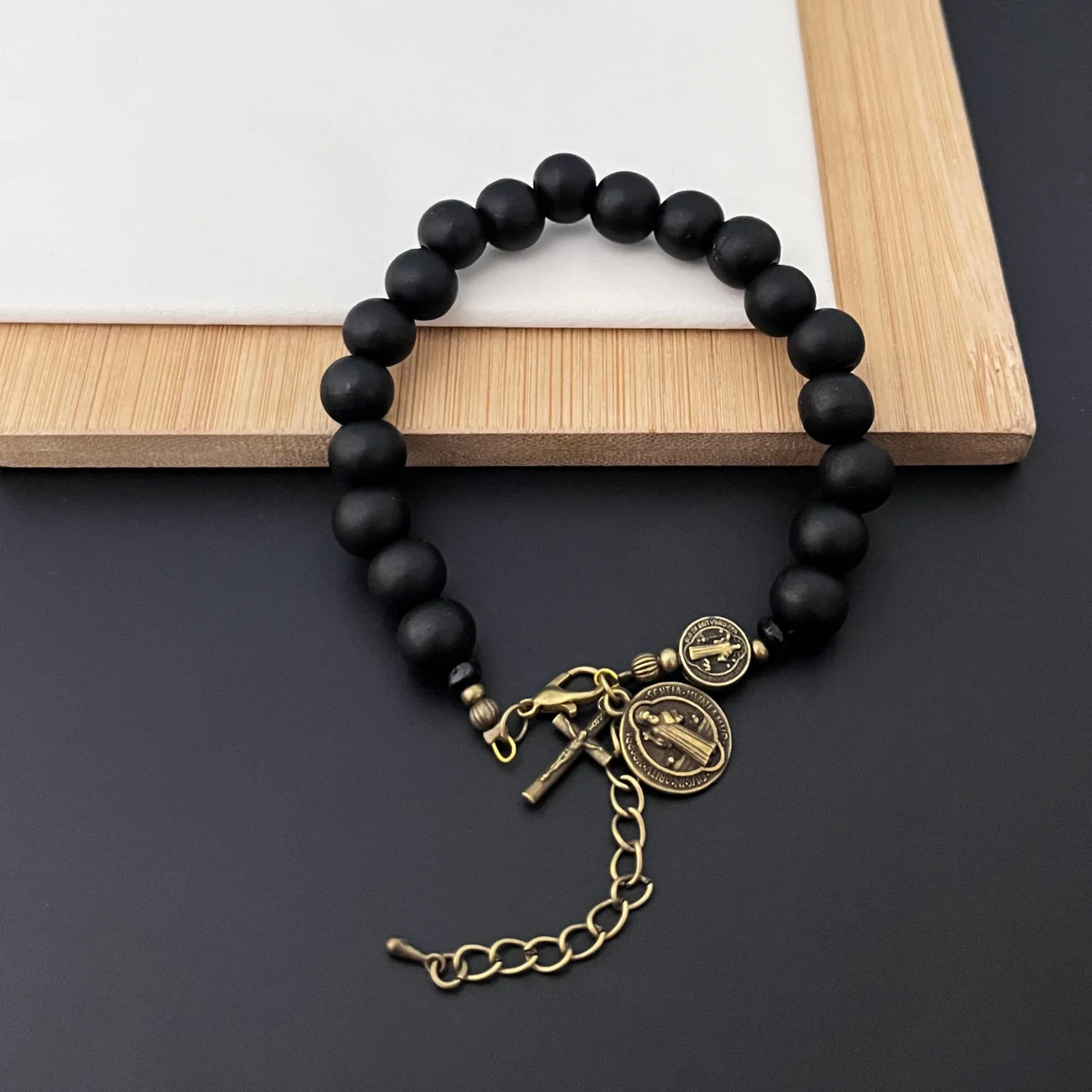 Hot-selling vintage black handmade beaded Religion Saint Benedict Cross Wooden prayer bead bracelet Dropshipping