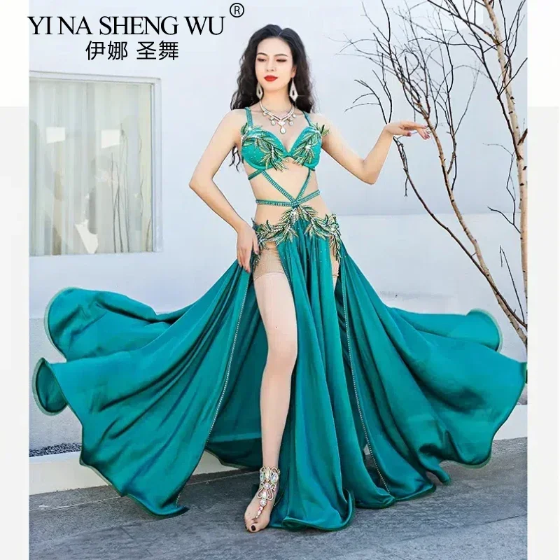 Egipski strój do tańca brzucha dla kobiet Profesjonalny strój do występów Luksusowa satynowa spódnica z podwójnym rozcięciem na pokaz konkursowy