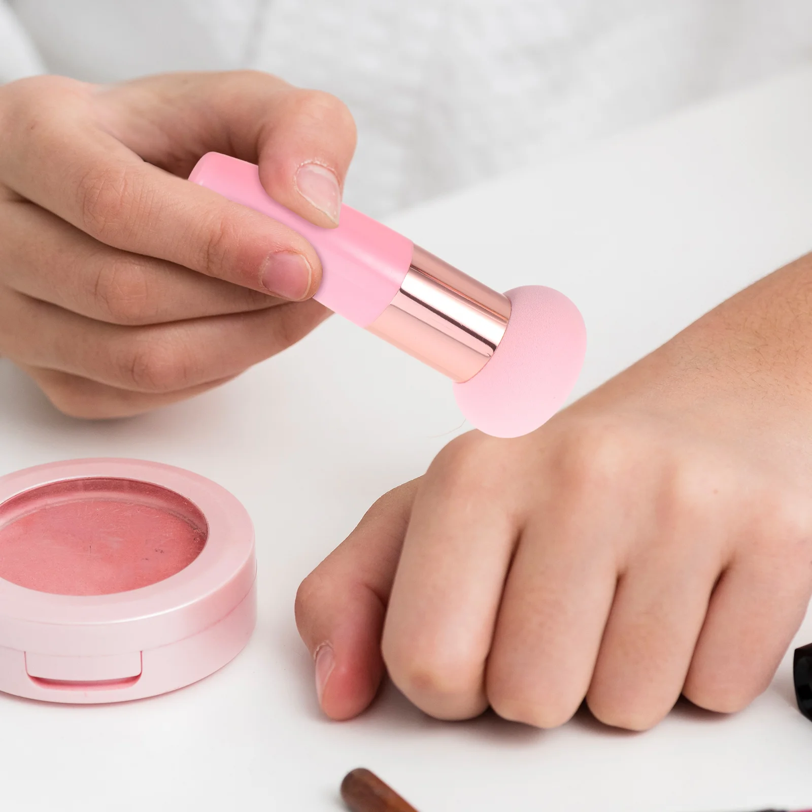 3Pcs Mushroom Head Makeup Sponge Handle Soft Foundation Powder Blush Applicator Set for Liquid and Dry