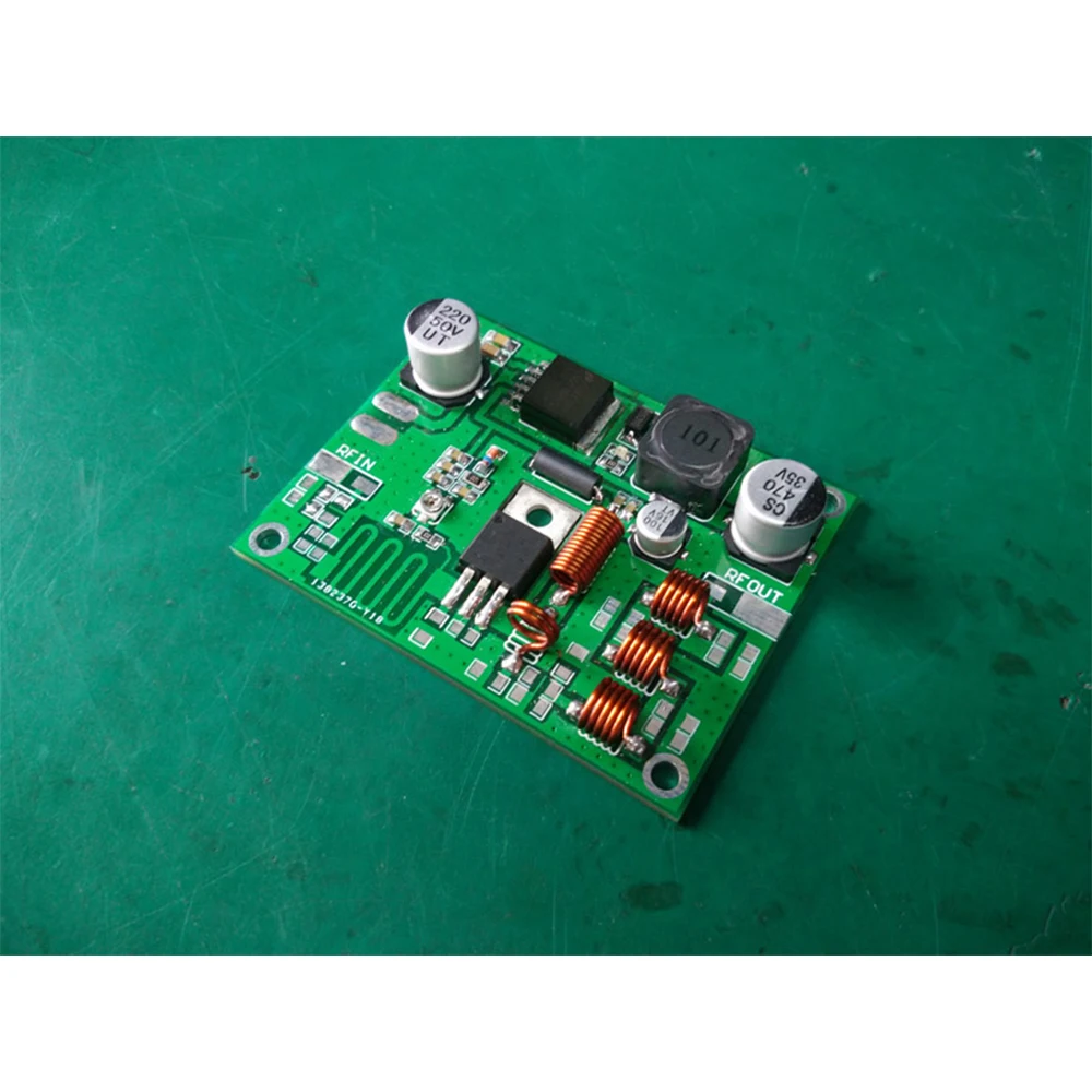 Amplificatore ad alta frequenza Scheda trasmettitore FM 15W 7W 75-110MHz 15-48V Ampia tensione