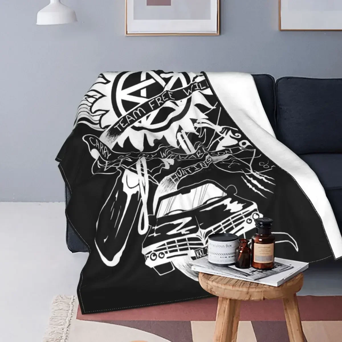 بطانية رمي فائقة النعومة للطائرة ، تحمل على ، ابني الضال ، مفرش سرير الفانيلا ، رموز الأفلام الخارقة للطبيعة ، غطاء للسفر