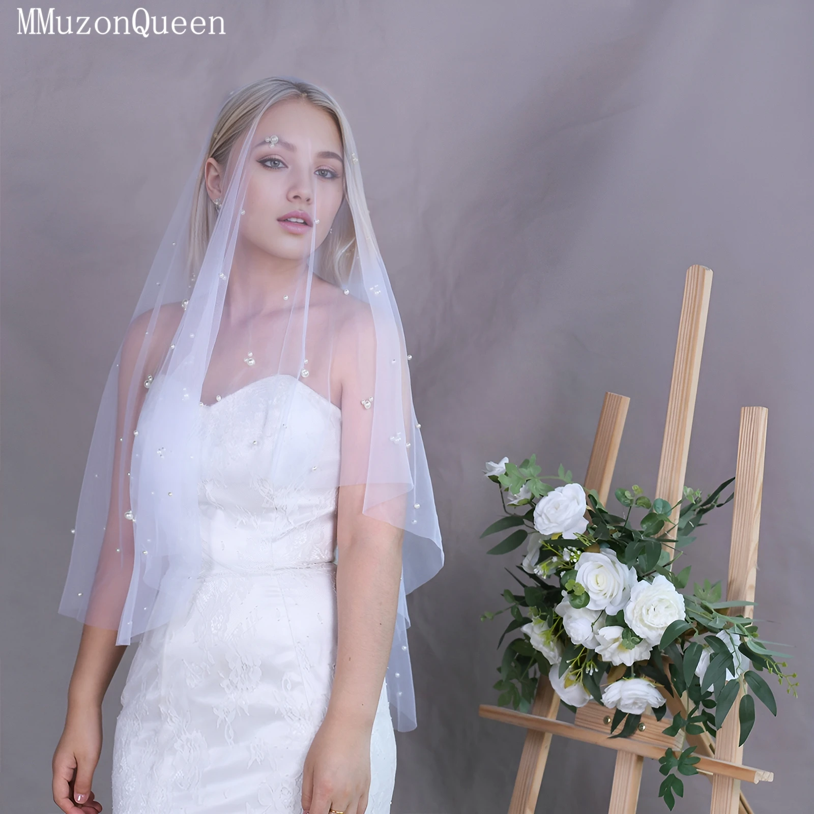 

Двухслойная жемчужная вуаль TOPQUEEN, элегантная вуаль длиной до кончиков пальцев, свадебный головной убор и вуаль для лица V186