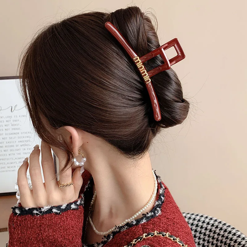 

Burgundy vintage grapple clip women's large high-end Hong Kong style hairpin New Year's updo headdress at the back of the head