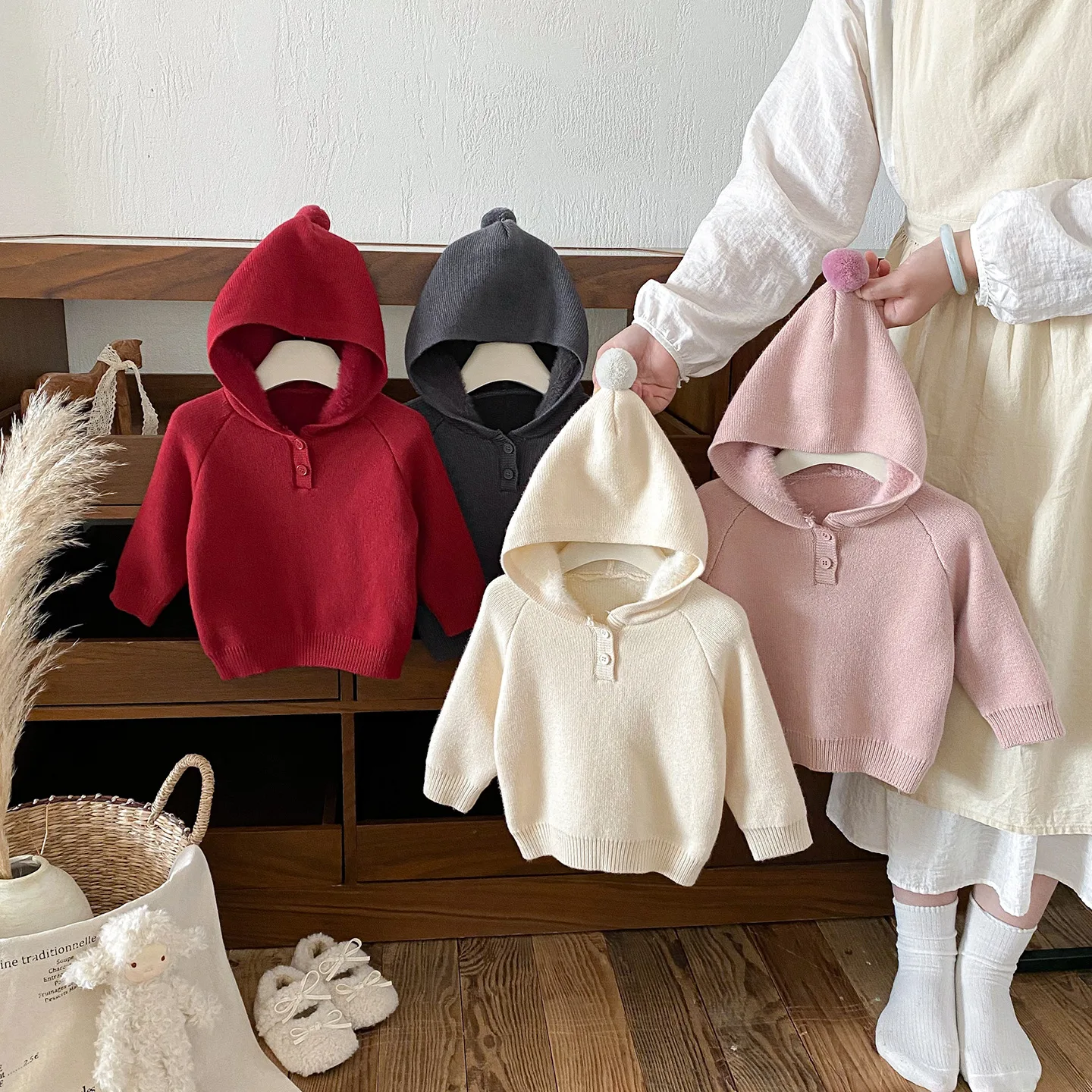 

Детский свитер для маленьких девочек, зима 2025 года, однотонный флисовый кардиган с капюшоном для маленьких девочек, утепленные теплые детские толстовки с капюшоном для девочек 1–3 лет, топы
