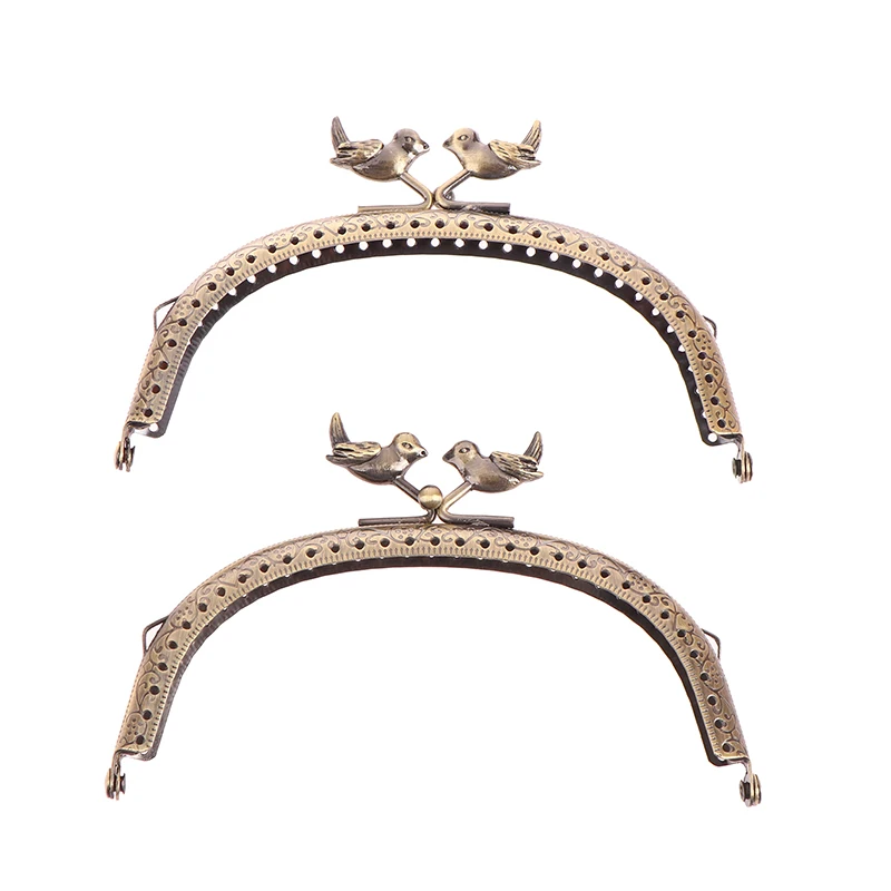 

1PCS DIY Arc Lock 12.5cm Bird Head Embossed Antique Bronze Metal Purse Frame Bag Kiss Clasp Handle Bag Accessories