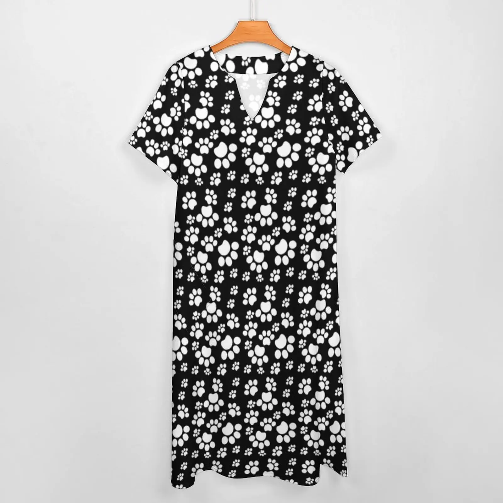 Cute Dog Paws Dress in bianco e nero moderno Maxi Dress Street Style Boho Beach abiti lunghi estate manica corta abiti grafici