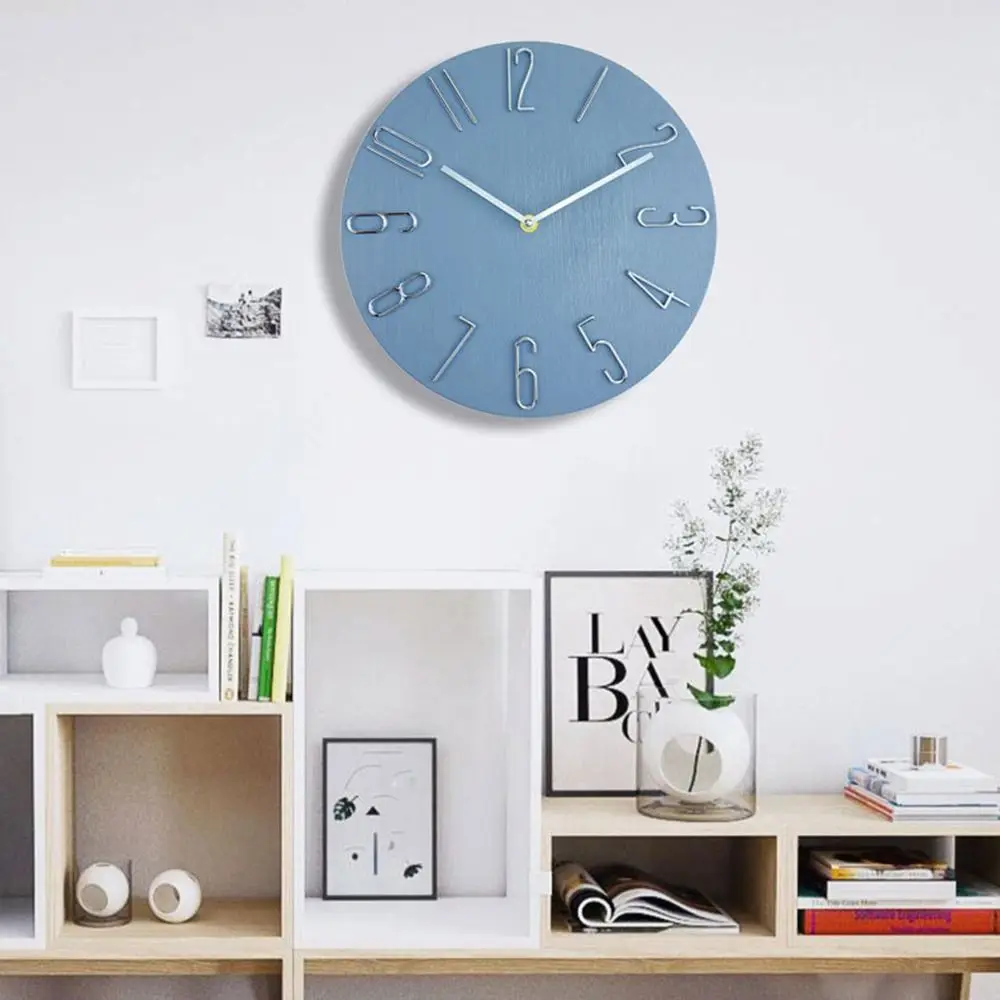 

12inch Wall Hanging Clock No Second Hand Quartz Movement Wood Grain Clock Silent Round Shape Decorative Wall Clock