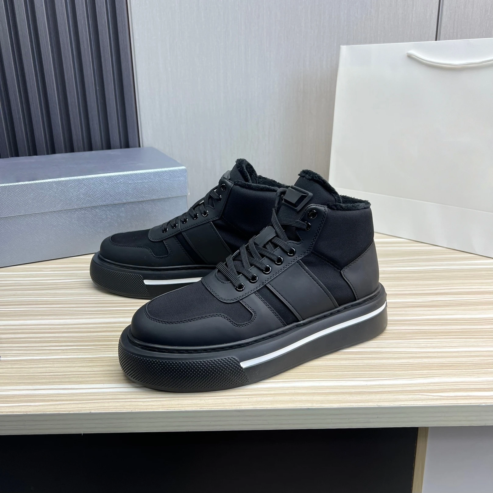 Holiday Gifts Luxury Brand Casual Sneakers Handmade Autumn Winter Men's Shoes Top Grain Leather Sport Shoes Hiking Ankle Boots