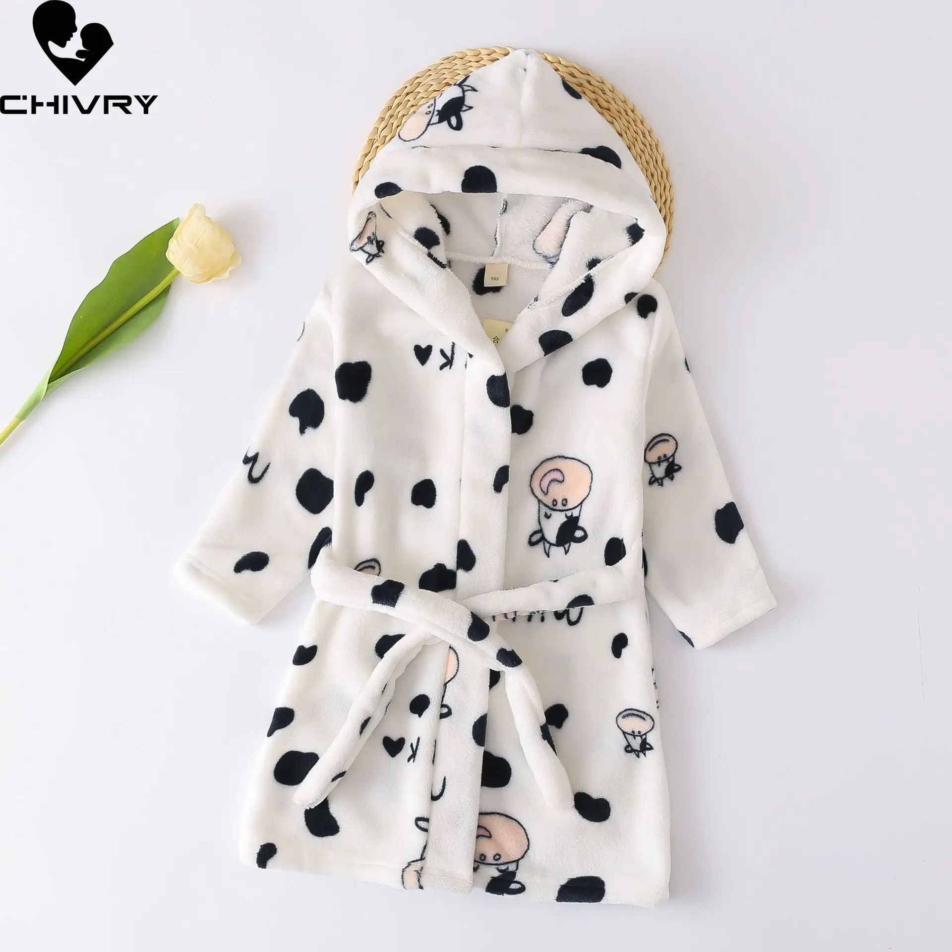 New Autumn Winter Kids Hooded Soft Flannel Bathrobe Baby Bath Robes Boys Girls Cute Cartoon Bear Pajamas Long Sleeve Towel Robe