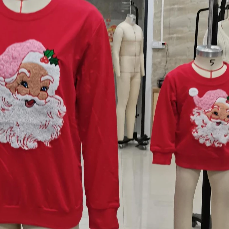 

Mommy and Me Matching Outfits Christmas Long Sleeve Crew Neck Pullover Santa Claus Embroidery Sweatshirts