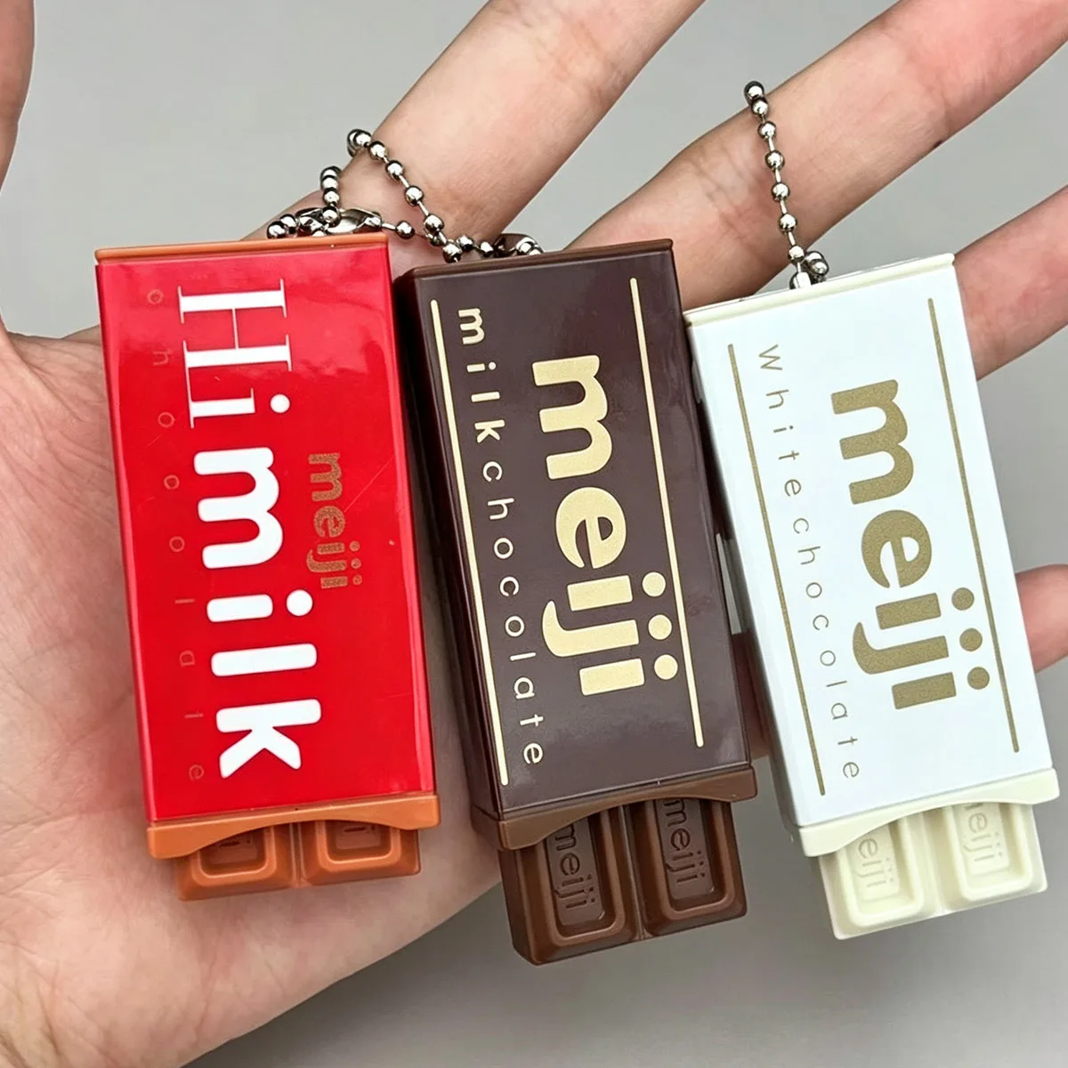 Bandai Hot Japanese Style Simulated Meiji Chocolate Fidget Toy Stress Relief Keychain Bendable Snap Pendant Creative Gifts toys