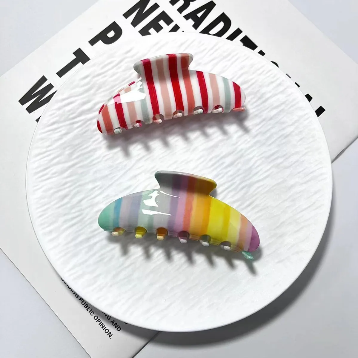 

Ladies' Hair Claw Clips Korean Rainbow Stripes Cute Sweet Kawaii Hair Grabs Headwear Dopamine High-quality Hair Accessories