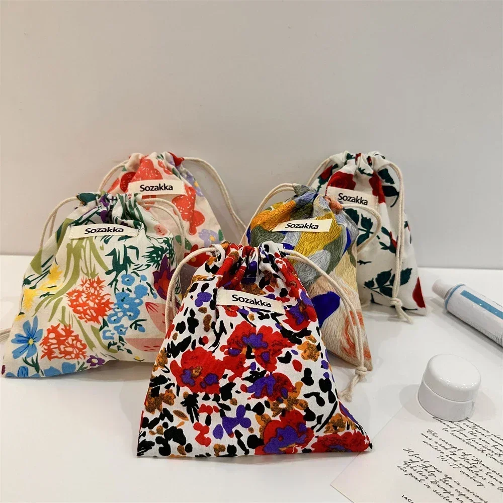 Sacs à cordes de proximité floraux en tissu de coton, petite poche à monnaie, rouge à lèvres, trousse de toilette, trousse de maquillage, COW1