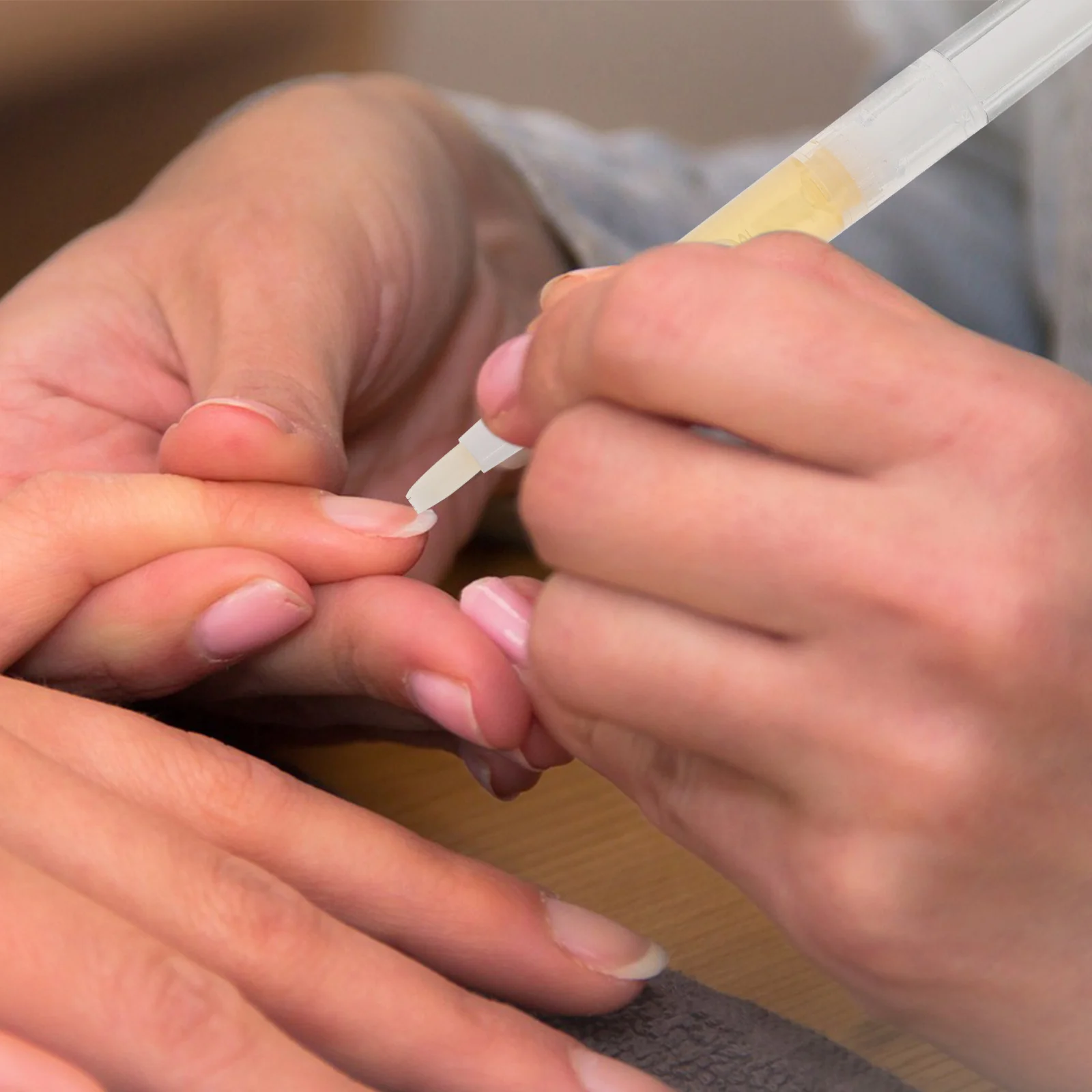 

5pcs Pens Pen For Nails Care Supply Nail Moisturizer Oil Nail Care Supply Essential Oil Pen Manicure Accessory