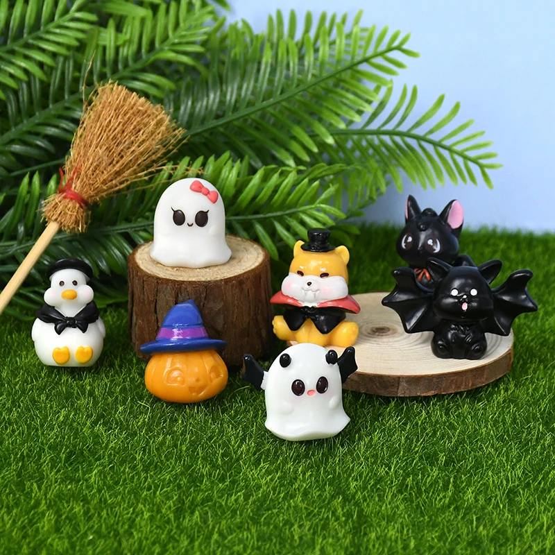 

Halloween Micro Landscape Miniature Figurines Cute Bat Pumpkin Ghost Vampire Witch Resin Craft Mini Fairy Garden Ornaments