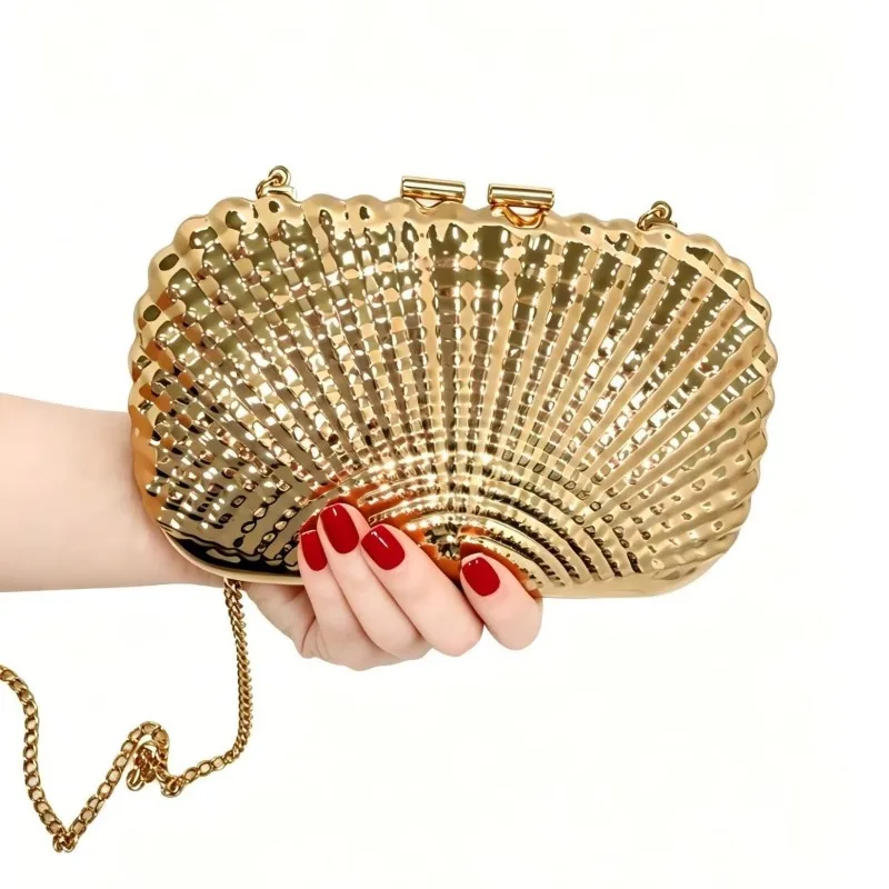 Shell Pattern Clutch Bag 2026 Gold Texture Dinner Bag Temperament Celebrity Shoulder Messenger Women's Bag Light Luxury 2