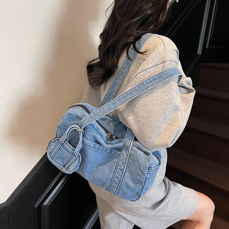 

2025 New Japanese and Korean Niche Denim Fashion Versatile Fitness Shoulder Bag Trendy Casual Handheld Pillow Bag