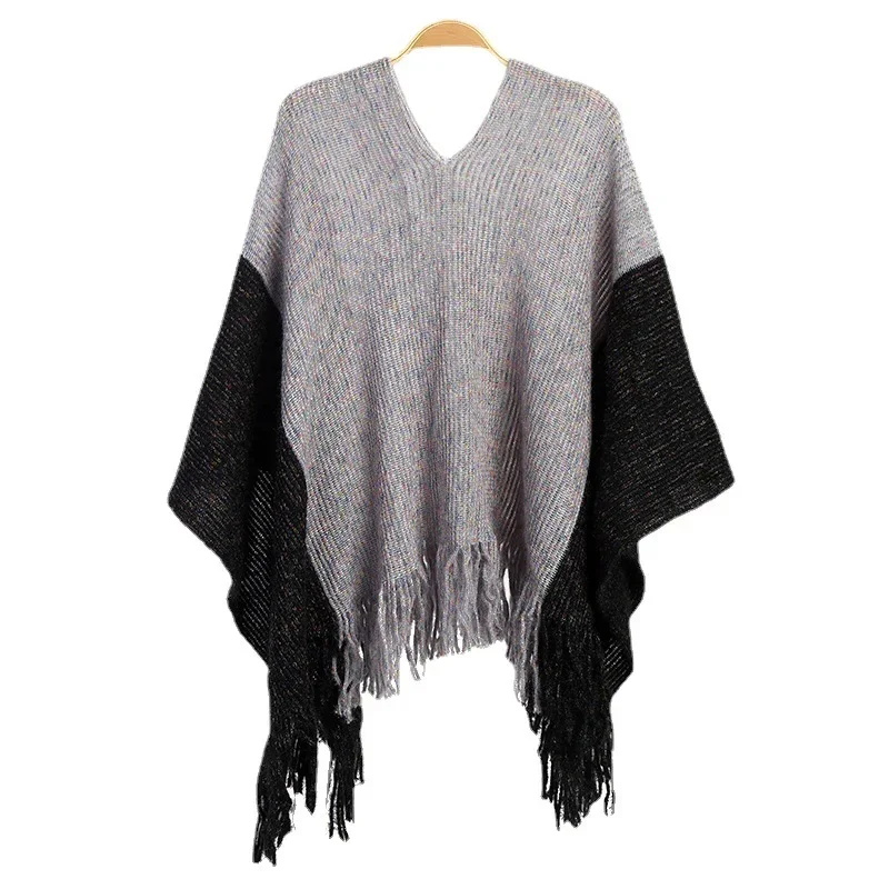 

2024 Autumn Winter New Contrast Tassel Cloak Loose Pullover Women's Knitted Shawl Ponchos Lady Capes Gray