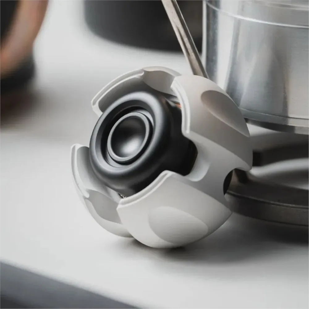 ลูกข่างฟidget spinner รุ่น LAUTIE Classic Noiz-C ทำจากอะลูมิเนียมอัลลอย (ไมโครอาร์คออกซิเดชัน) ของเล่นเสริมประสาทสัมผัส ช่วยคลายเครียด สำหรับผู้ใหญ่