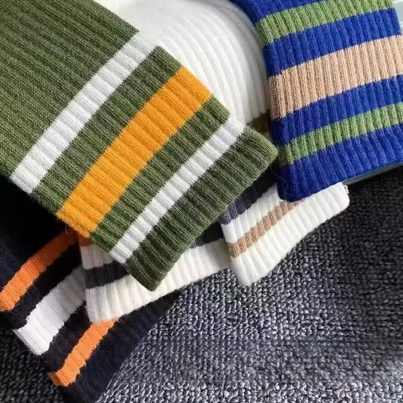 5 Pairs Men's Colorful Striped Casual Socks, Fashionable Sports Socks, Sweat Absorbing And Breathable, Suitable For All Seasons