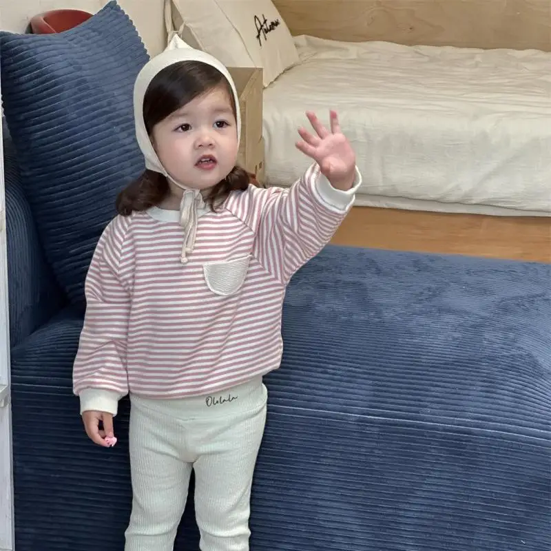 

Новинка осени 202, полосатый свитшот с длинными рукавами для маленьких девочек, хлопковый повседневный пуловер для малышей, топы, свободный свитшот для девочек