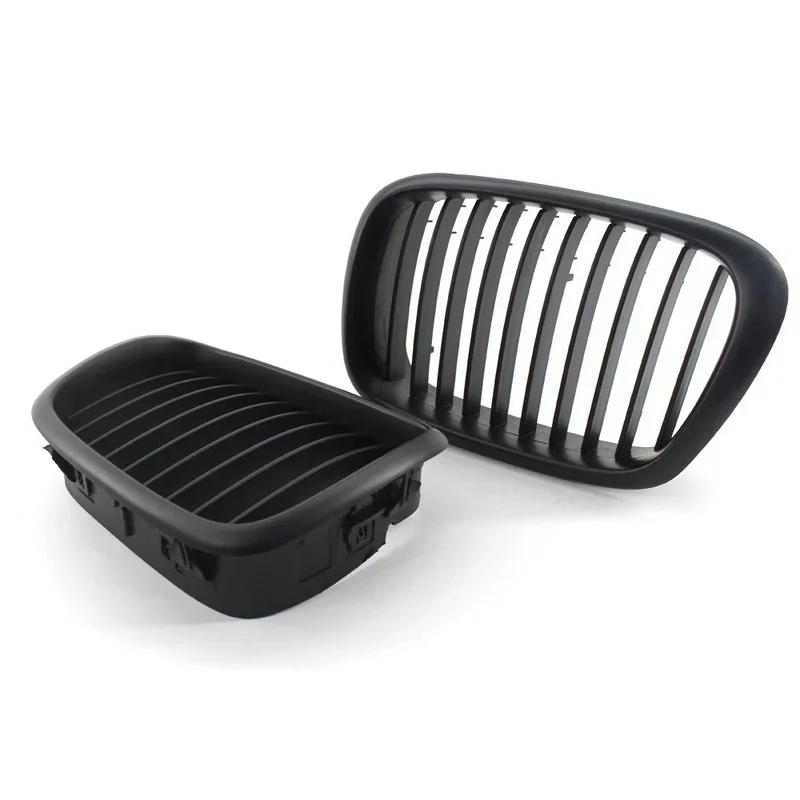 شبكات غطاء محرك السيارة الأمامي باللون الأسود غير اللامع لسيارة BMW 5-Series E39 M5 Sedan LCI #2