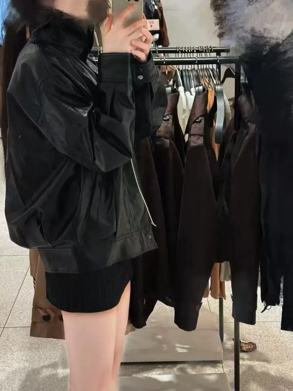 خريف 2025 معطف جايت نسائي أمريكي جديد بياقة عالية طيار أسود محايد Sle من الجلد فضفاض مناسب طويل Sve سحاب للإغلاق