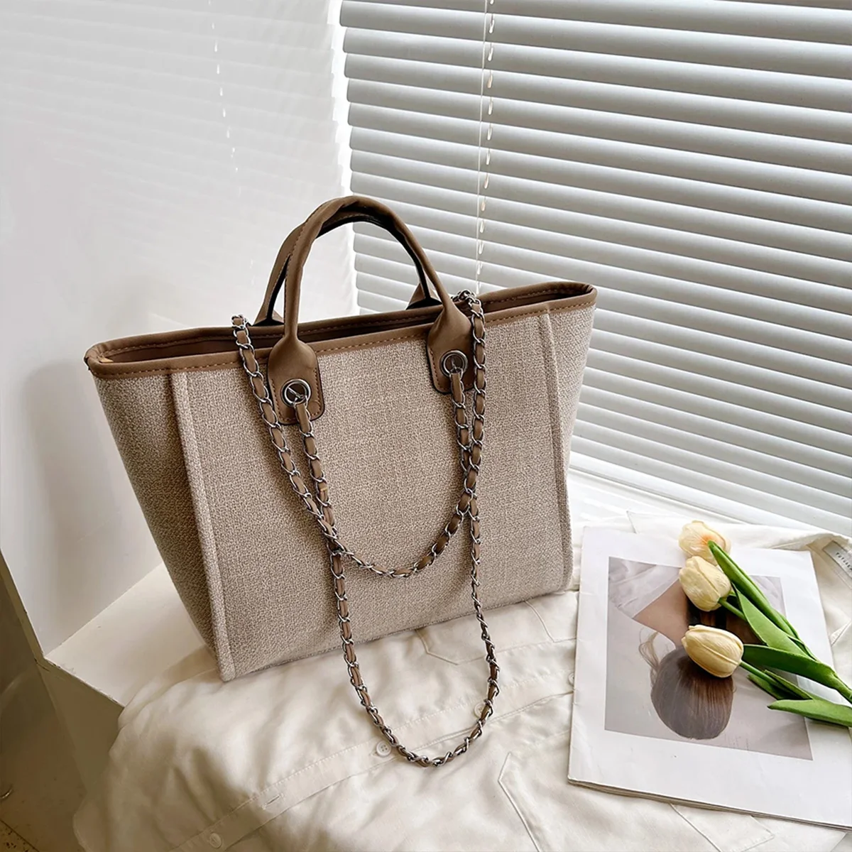 

Новая модная женская сумка-тоут из холщовой ткани для поездок и шопинга, большая вместительная сумка на цепочке с молнией