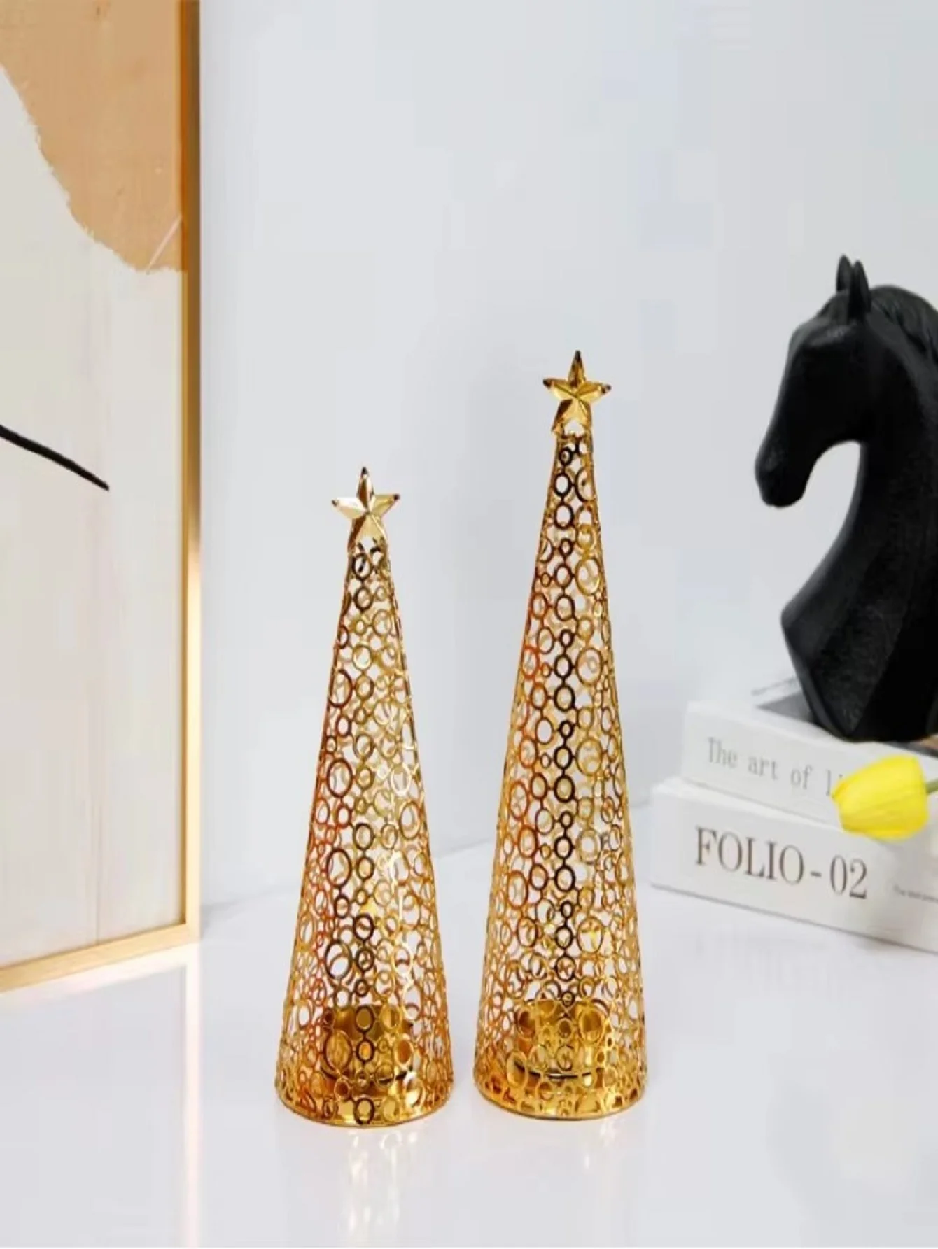 INS Estilo Metal Christmas Tree Castiçal, Decoração do casamento, Chá Cera Pequeno Copo Redondo, Candelabro, Feriado