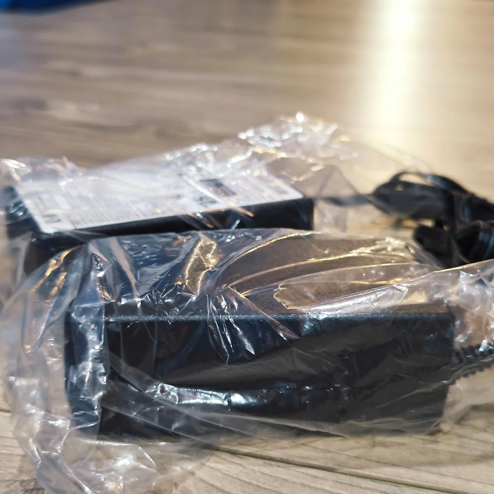 

1 X 0957-2304 Адаптер переменного тока, зарядное устройство, блок питания для HP Officejet 6100 6600 6700 7110 7610 7612 3610 3620 Photosmart 7510 7515 7520