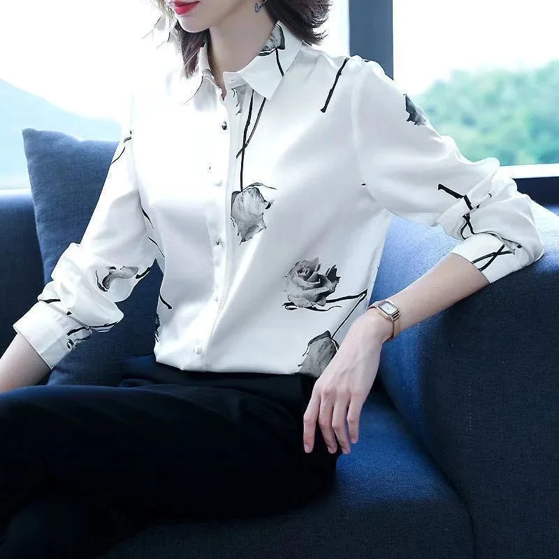 Woman Spring Autumn Style Blouses Shirts Lady Casual Long Sleeve Turn-down Collar Flower Printed Blusas Tops