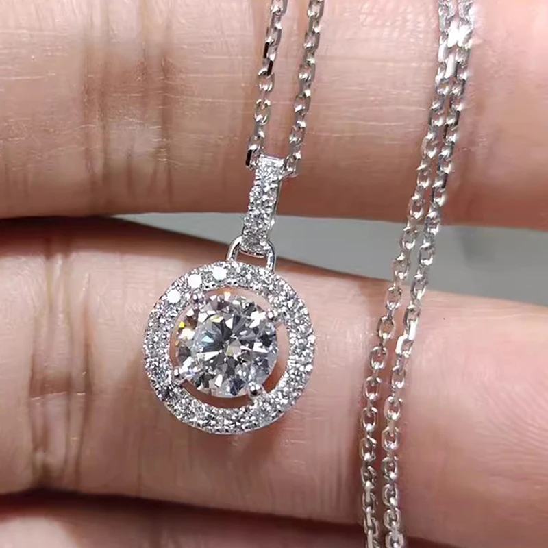 Huitan Klassische Runde CZ Anhänger Halskette für Frauen Einfache und Luxus Weibliche Accessoires Hochzeit Party Temperament Schmuck