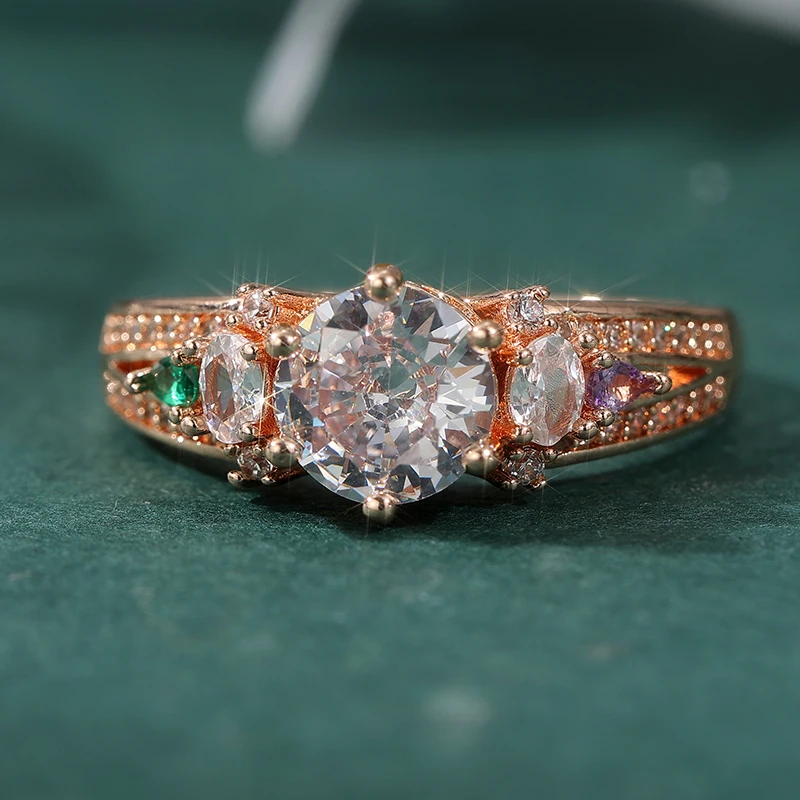 Exquisiter, mit weißen CZ-Steinen besetzter Damenring, trendiger Roségold-Farbton, Verlobungsring, Alltagsschmuck, Partyschmuck, Jubiläumsgeschenk. – Detail 2