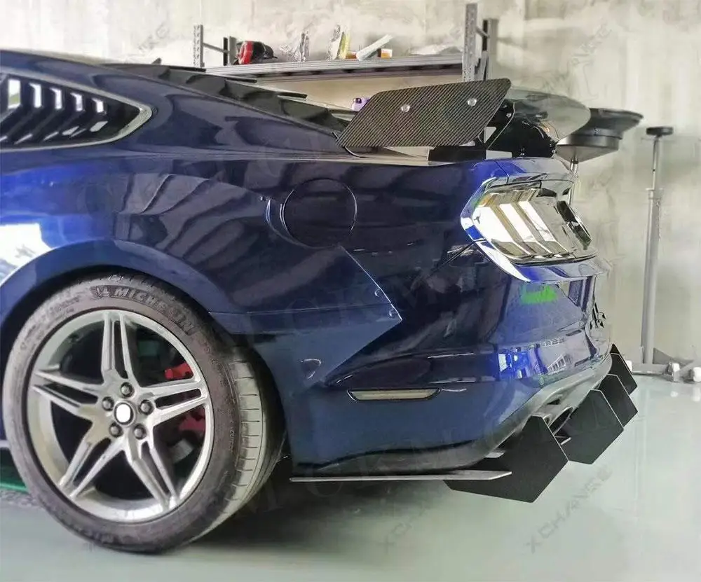 

Carbon Fiber Car Accessories Rear Bumper Lip Diffuser FRP Prime Extension Cover For Ford for Mustang 2018-2021 Body Kits
