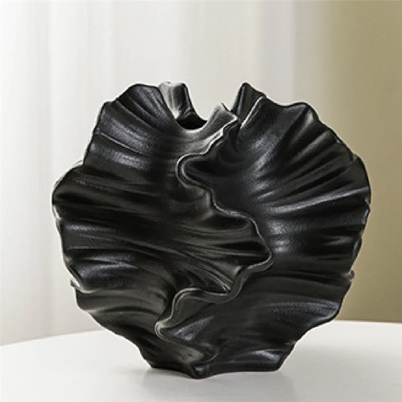 حاوية فنية شمالية للزهور ، مزهرية مرجانية من السيراميك ، عشب السهوب ، غرفة المعيشة ، ديكور مركزية على الطاولة ، أسود