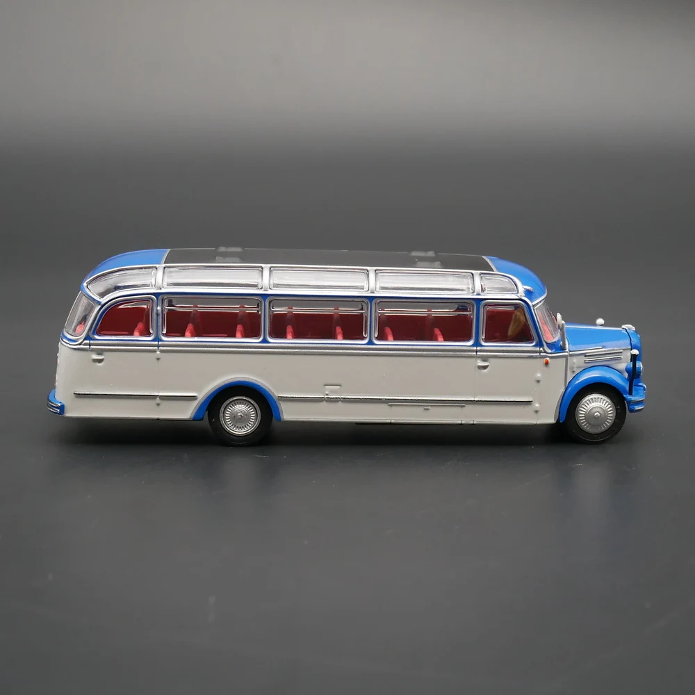 Diecast IXO/IST 1:72 Scale Borgward BO 4000 Borgward Bus German Bus Bus Alloy Car Model Collectible Toy Gift Souvenir Display